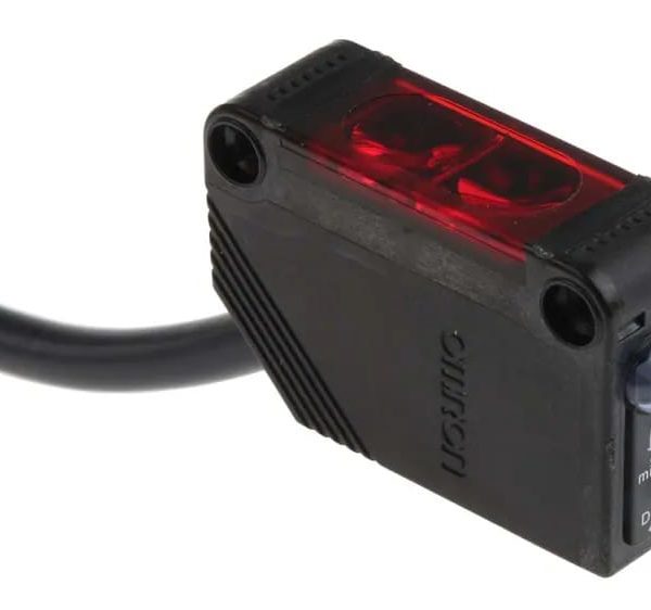 Omron sensor E3Z-R81