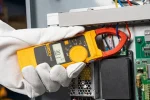 Fluke 301D AC/DC Clamp Meter - Image 2